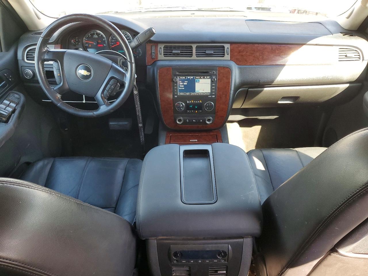 CHEVROLET AVALANCHE 2009 — 9