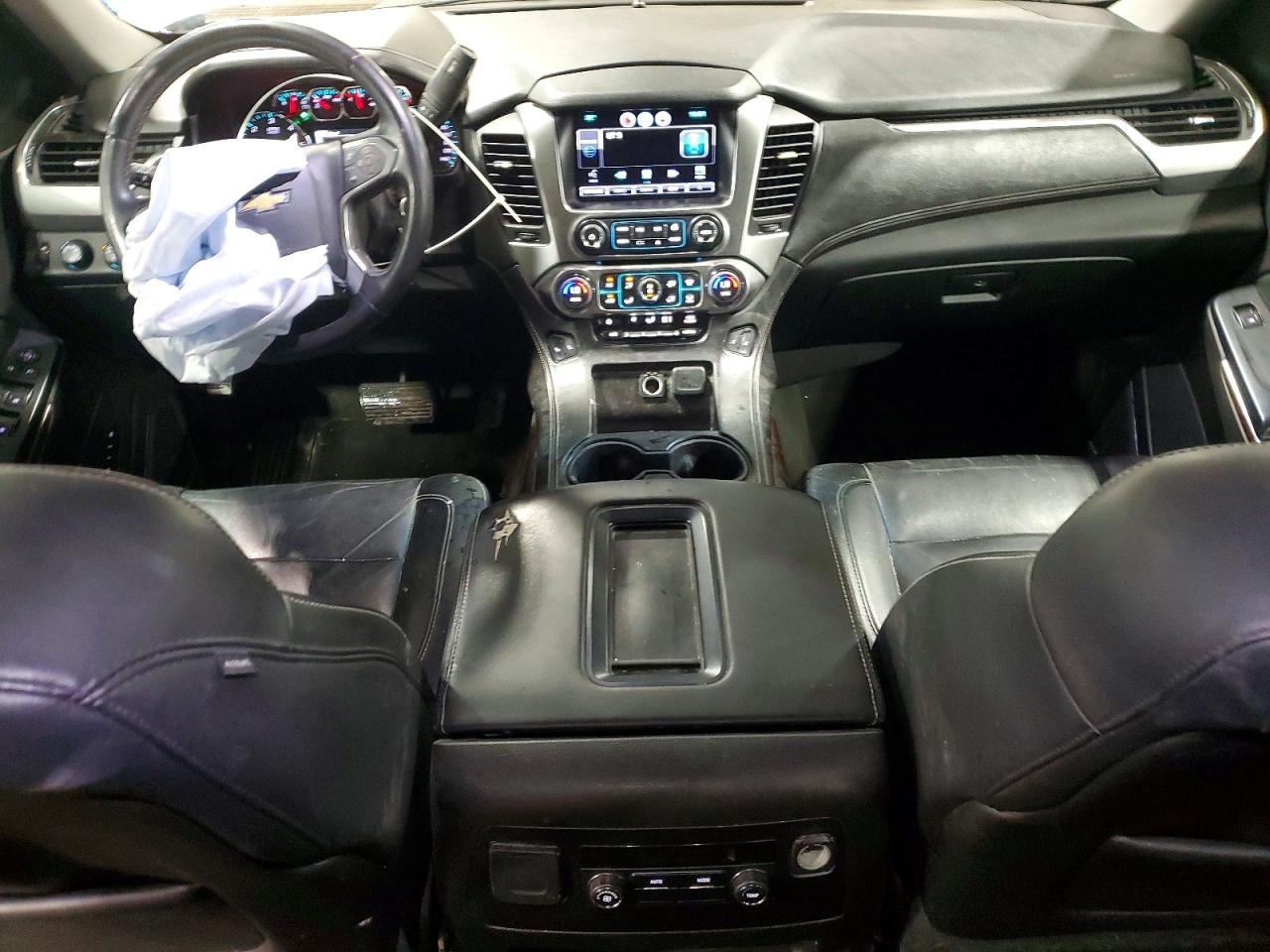 CHEVROLET SUBURBAN 2015 — 9