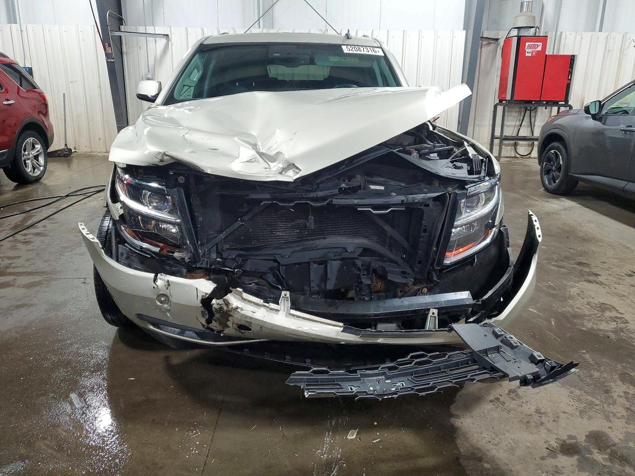 CHEVROLET SUBURBAN 2015 — 6