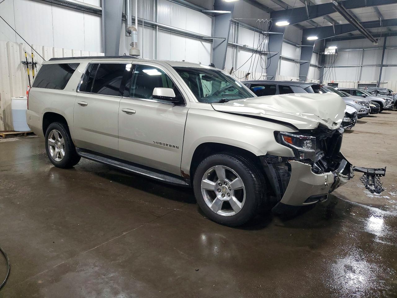 CHEVROLET SUBURBAN 2015 — 5