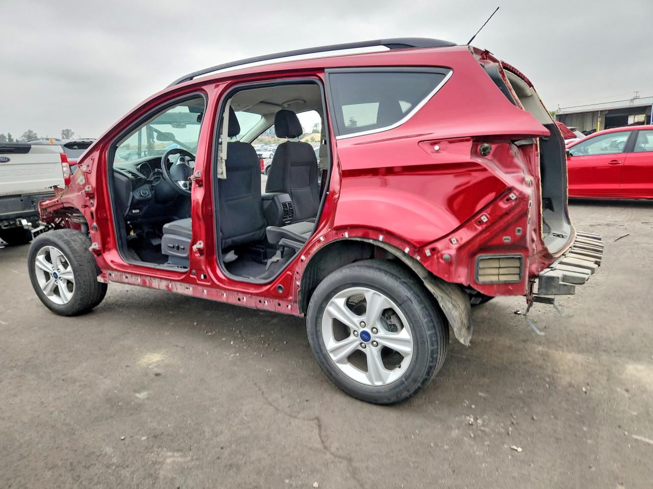 FORD ESCAPE 2016 — 2