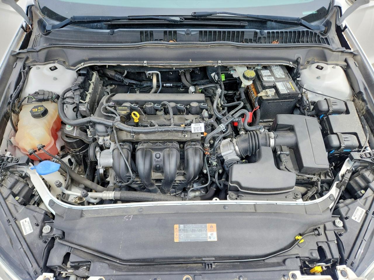 FORD FUSION 2015 — 12
