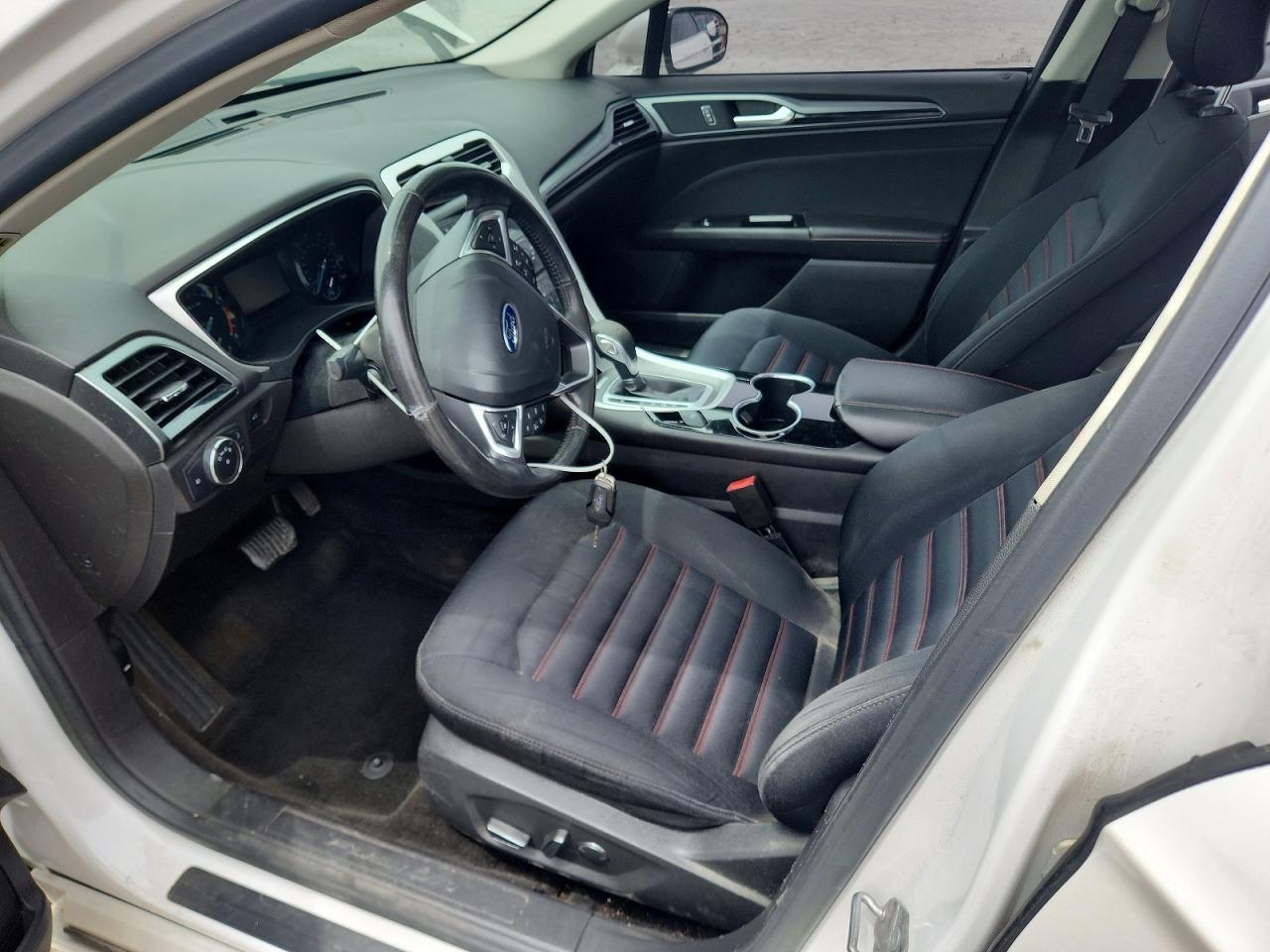 FORD FUSION 2015 — 8