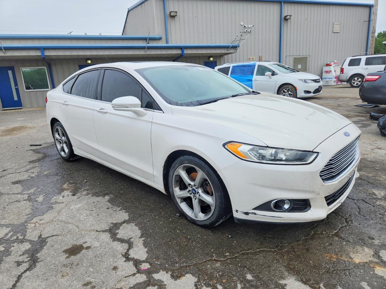 FORD FUSION 2015 — 5