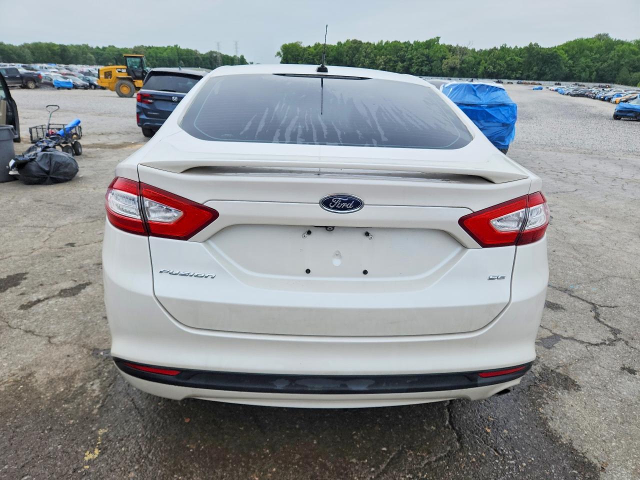 FORD FUSION 2015 — 7