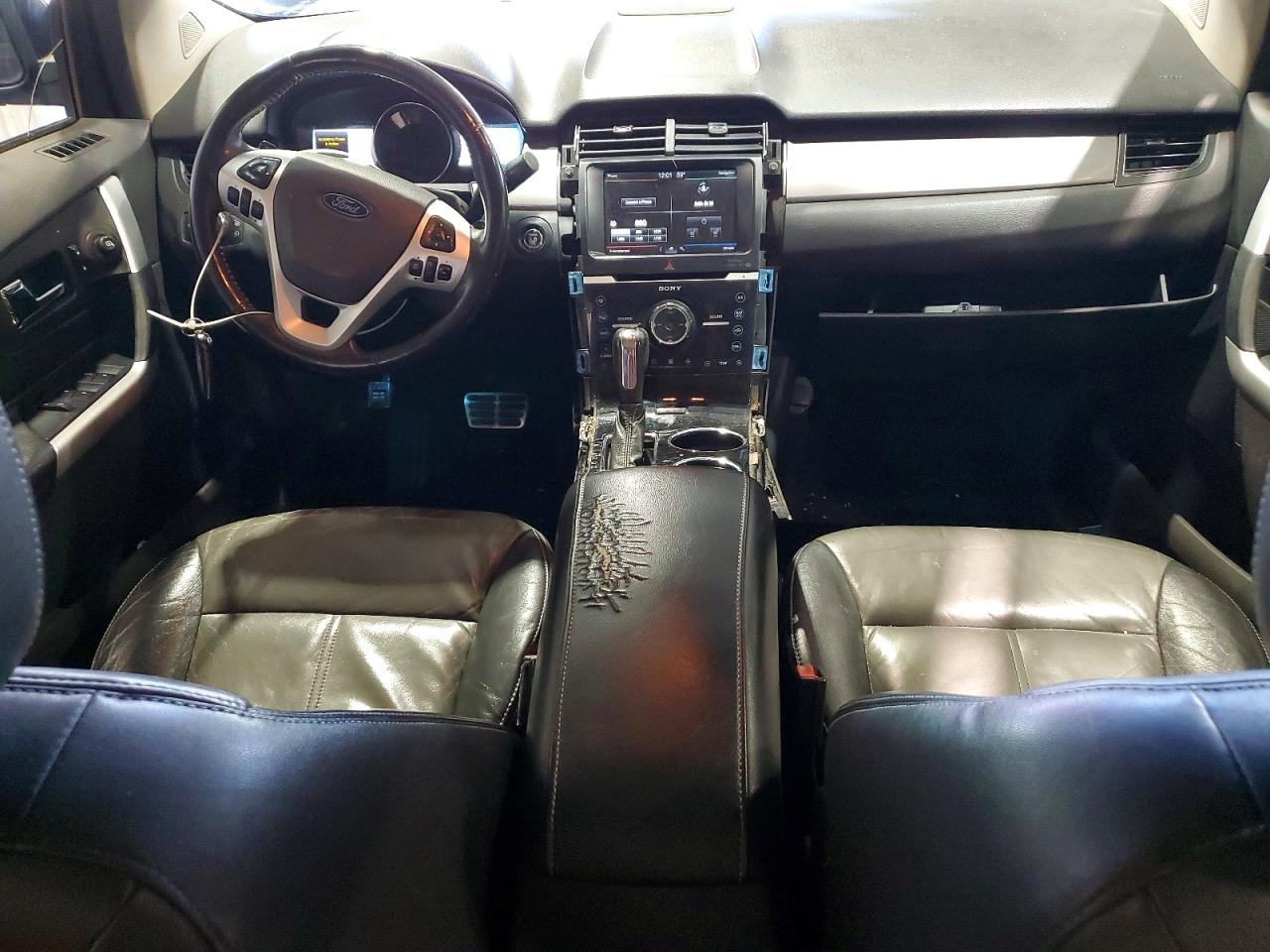 FORD EDGE 2011 — 9