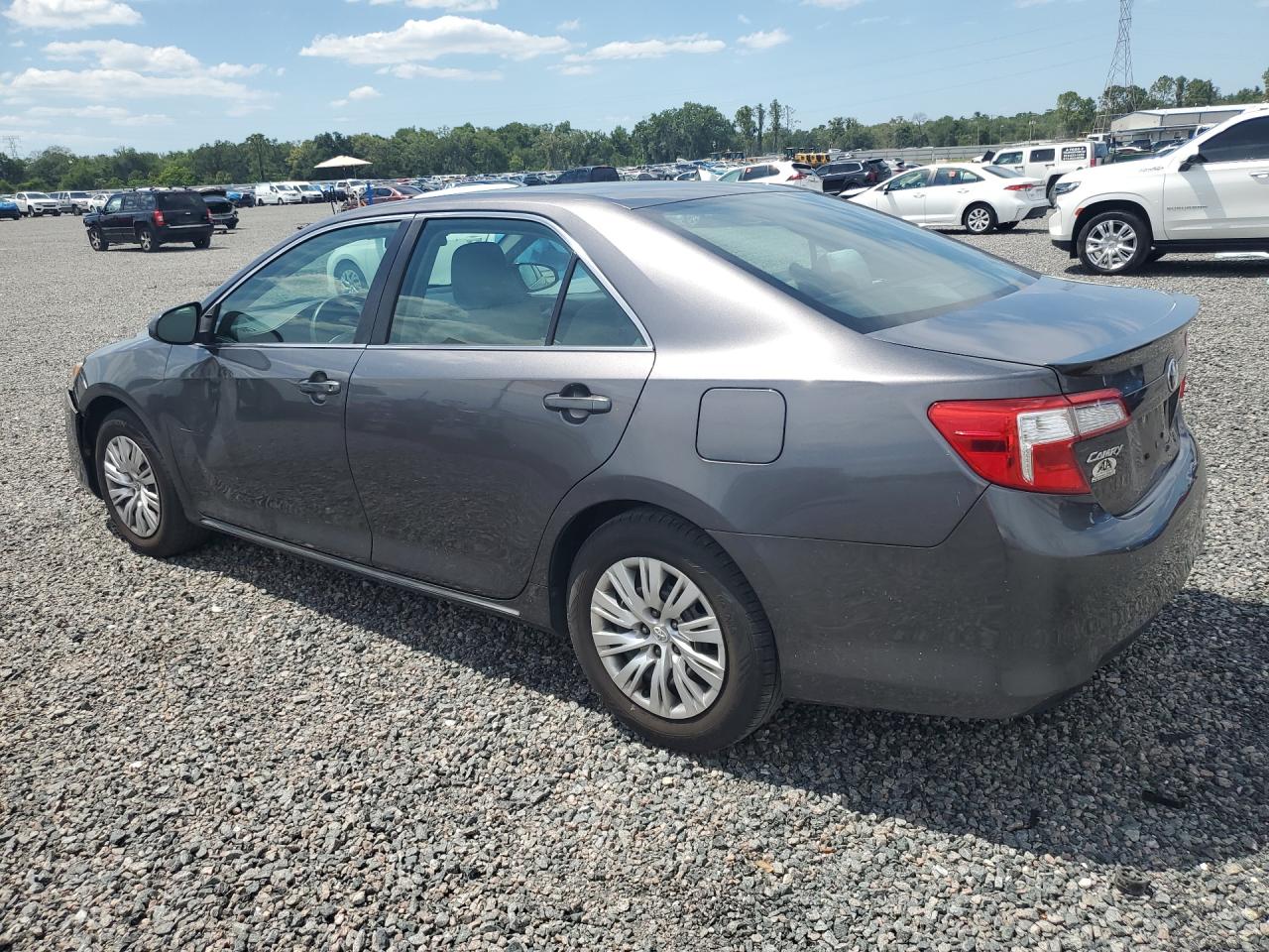 TOYOTA CAMRY 2014 — 3