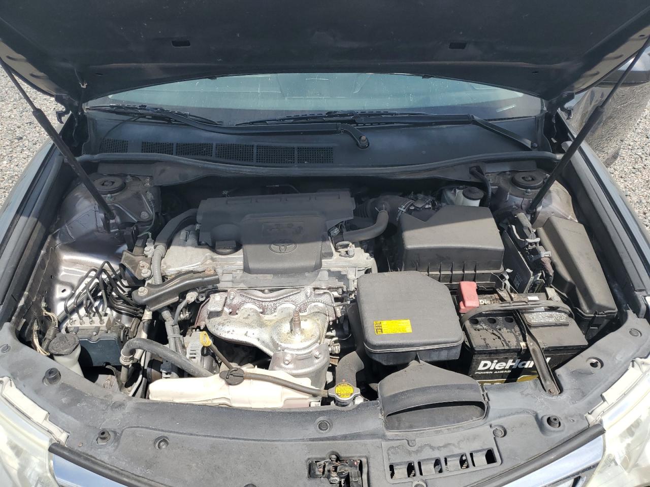 TOYOTA CAMRY 2014 — 12