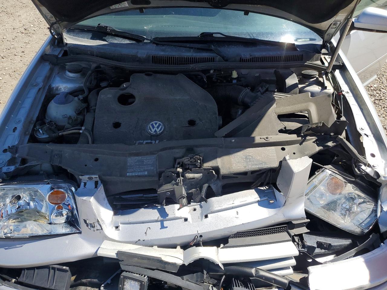 VOLKSWAGEN JETTA 2003 — 12
