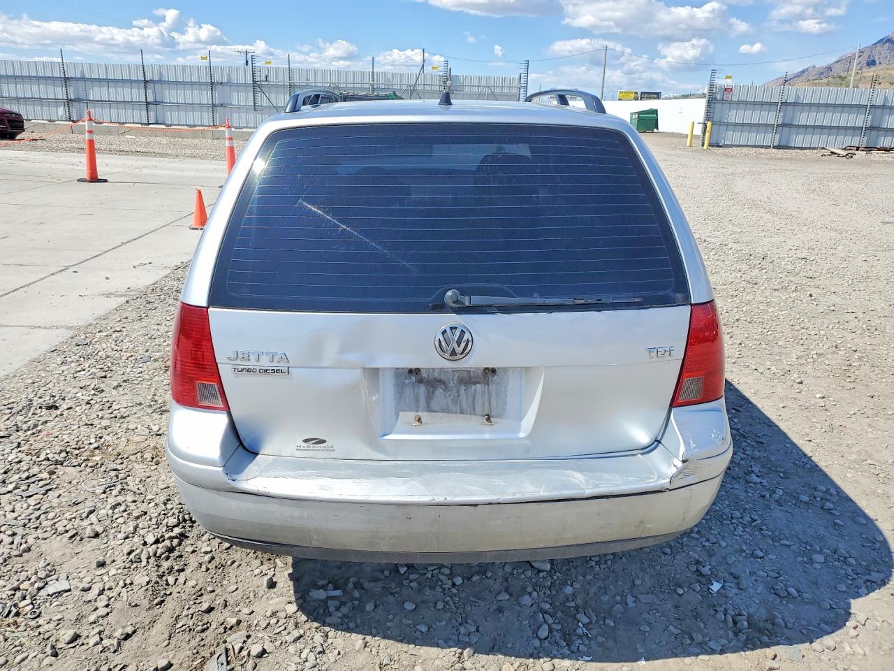 VOLKSWAGEN JETTA 2003 — 7