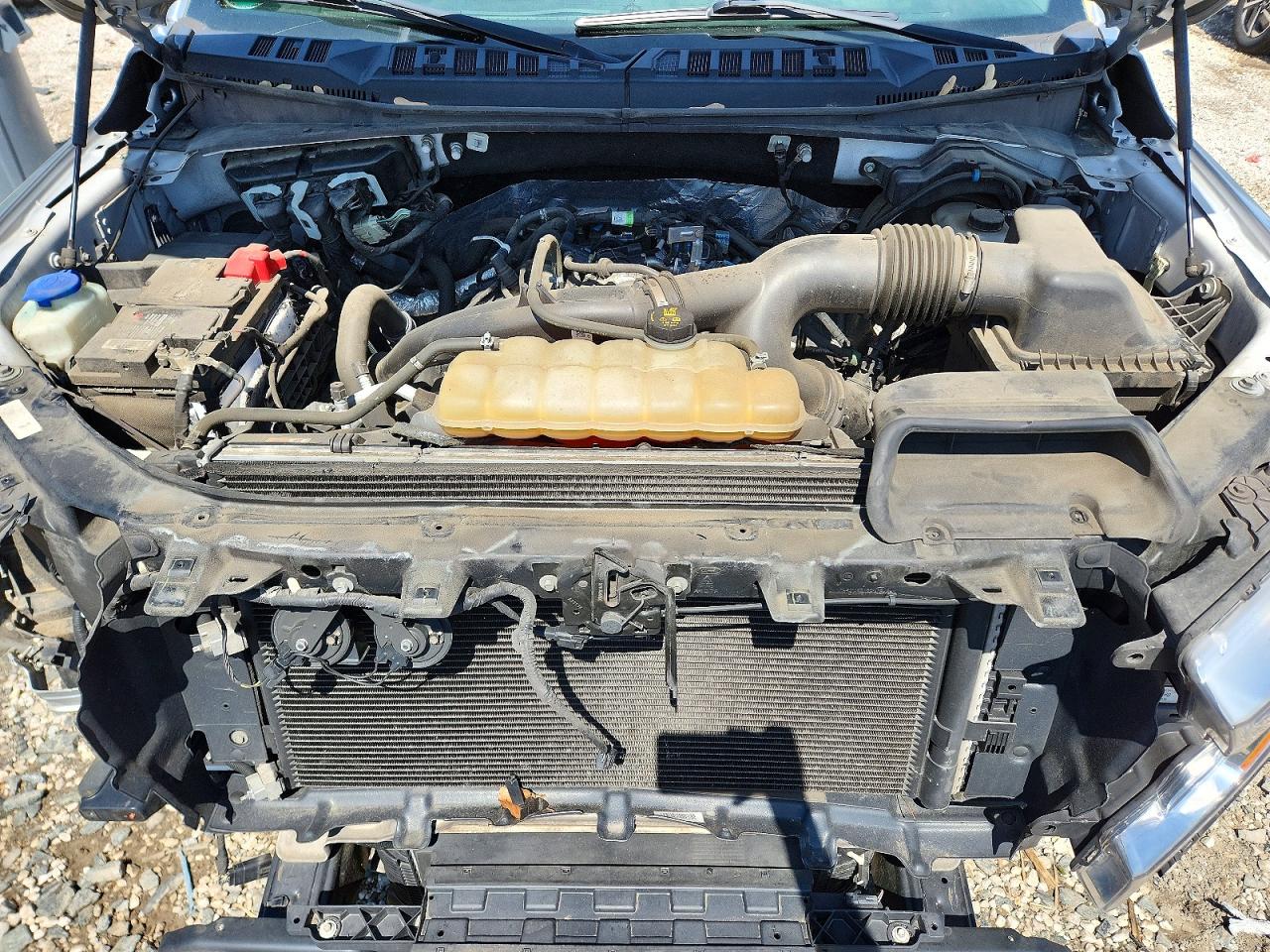 FORD F150 2019 — 12