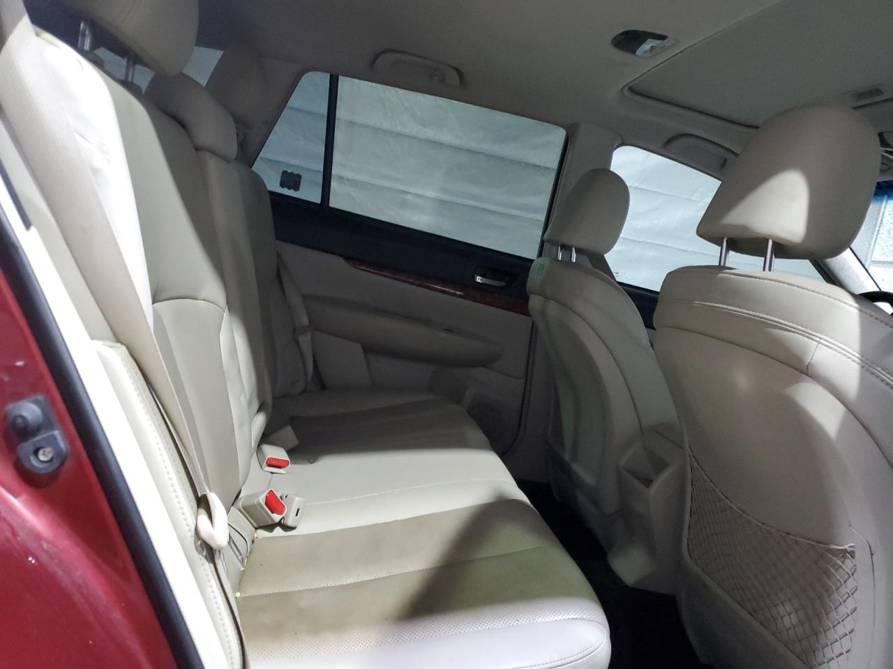 SUBARU OUTBACK 2011 — 11