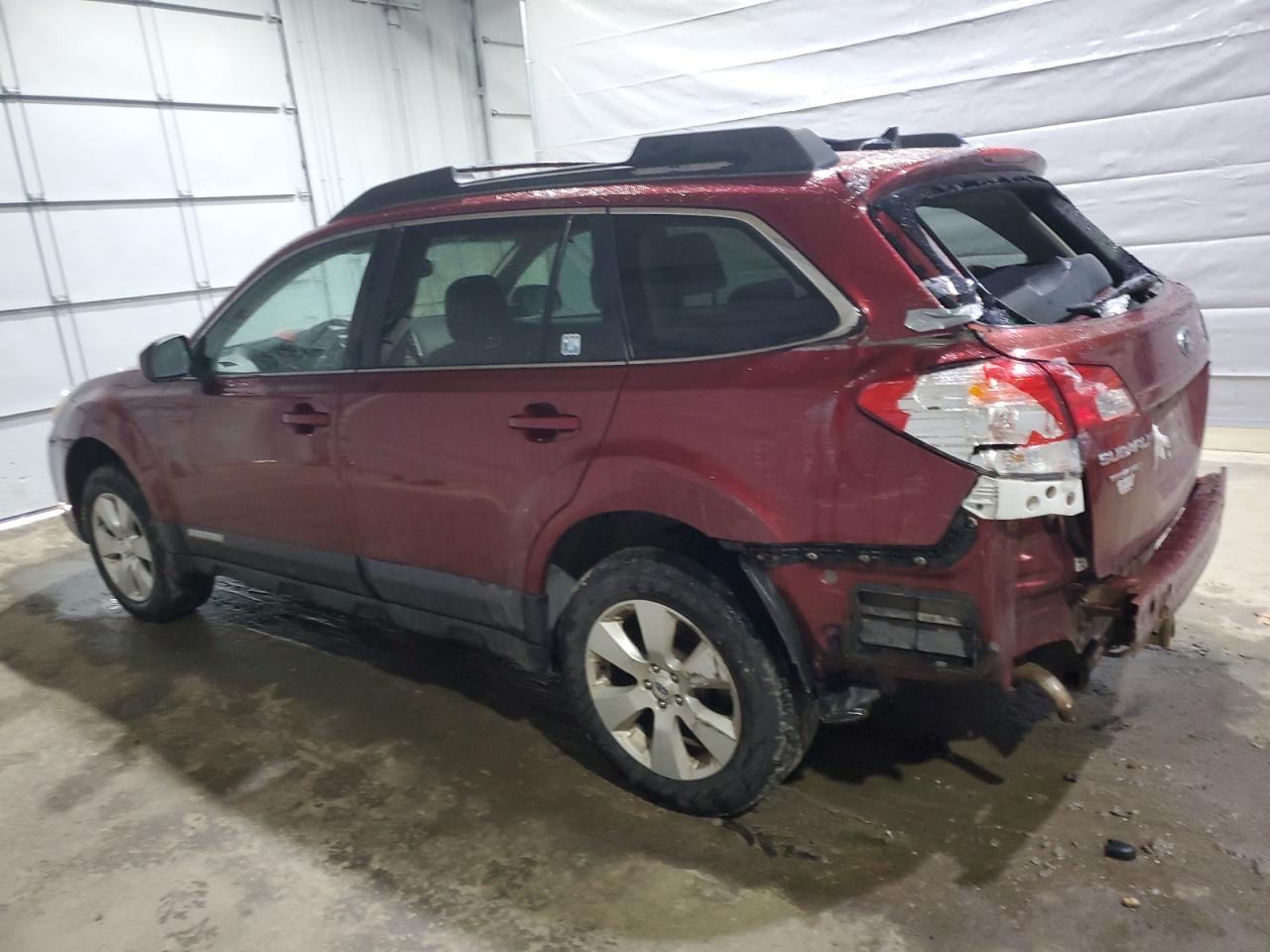 SUBARU OUTBACK 2011 — 3