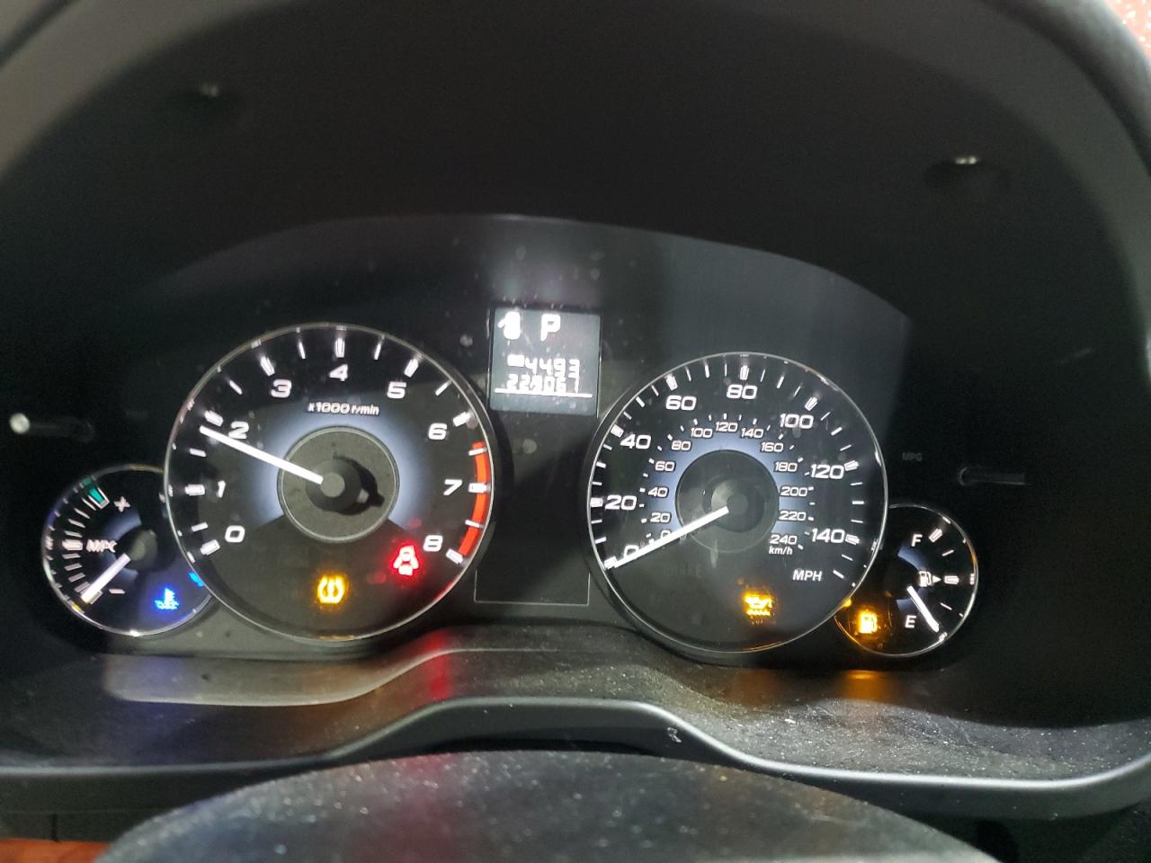 SUBARU OUTBACK 2011 — 10