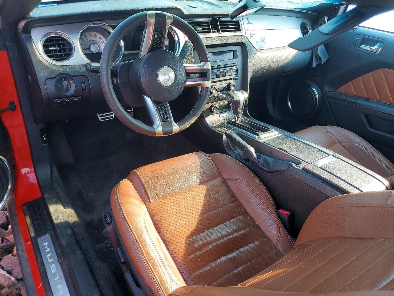 FORD MUSTANG 2011 — 9