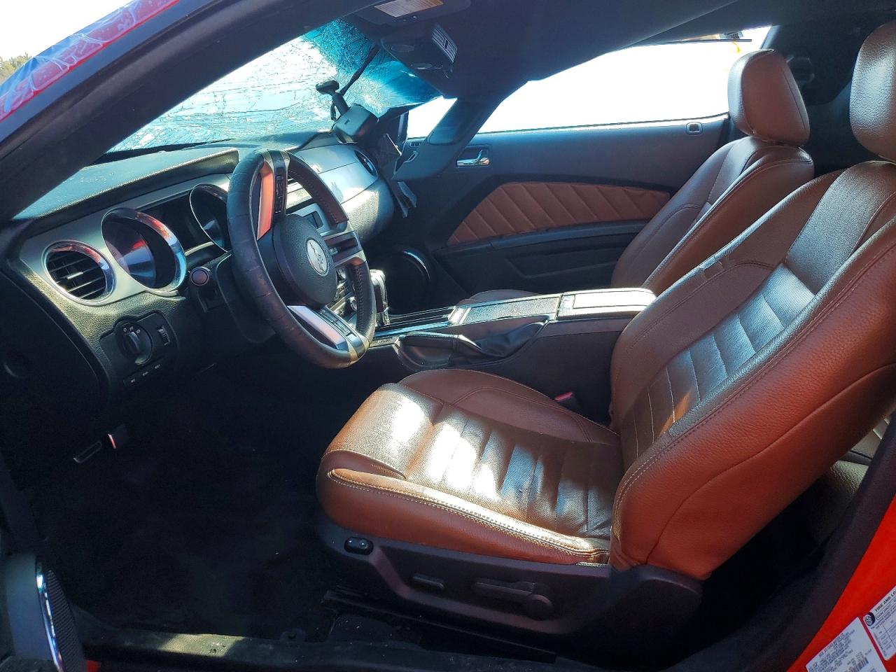 FORD MUSTANG 2011 — 8