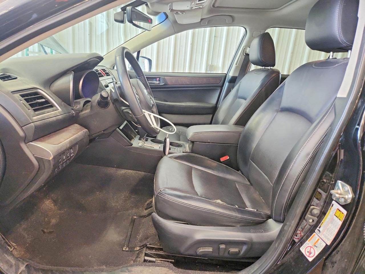 SUBARU OUTBACK 2017 — 8
