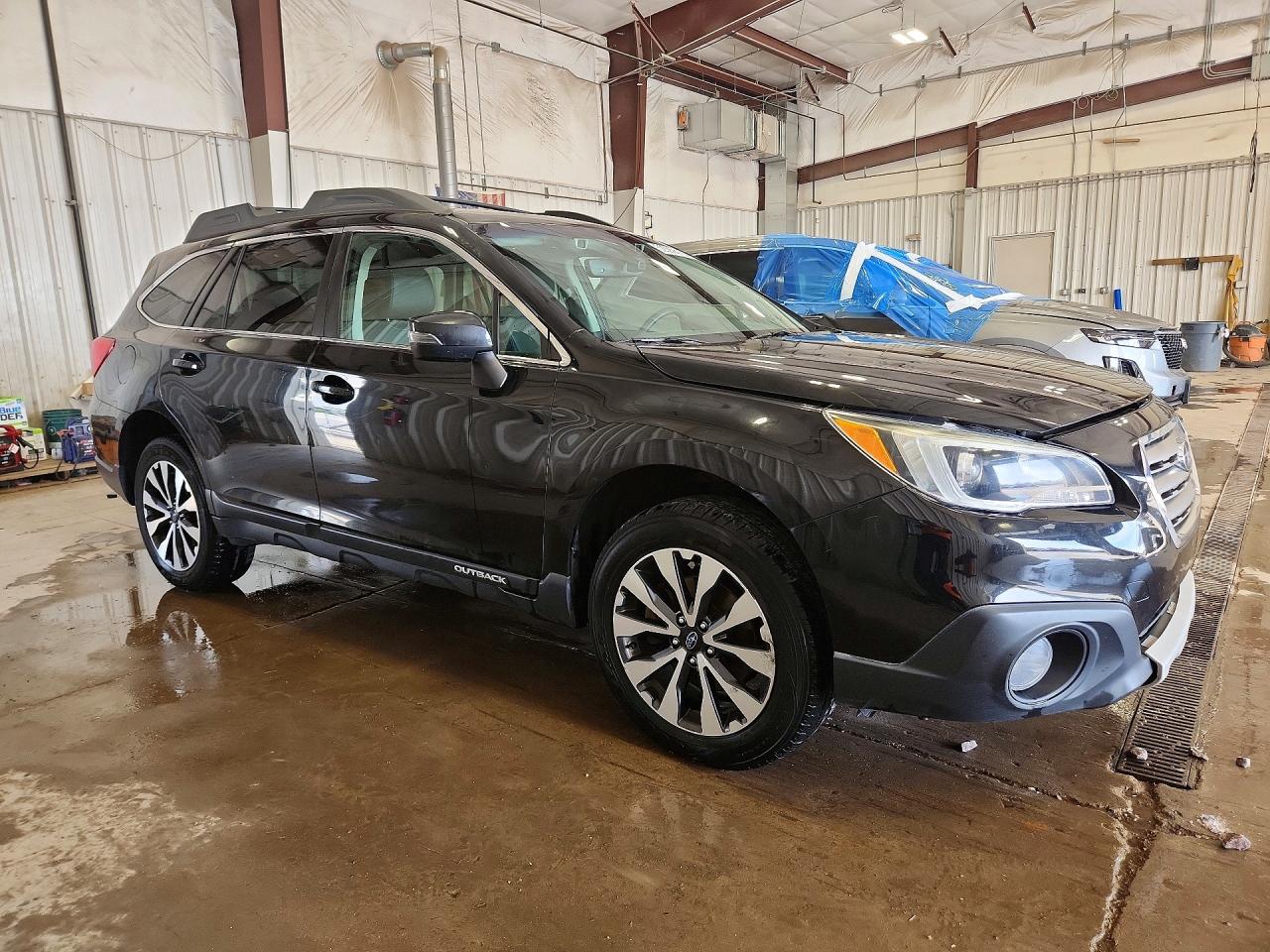 SUBARU OUTBACK 2017 — 5