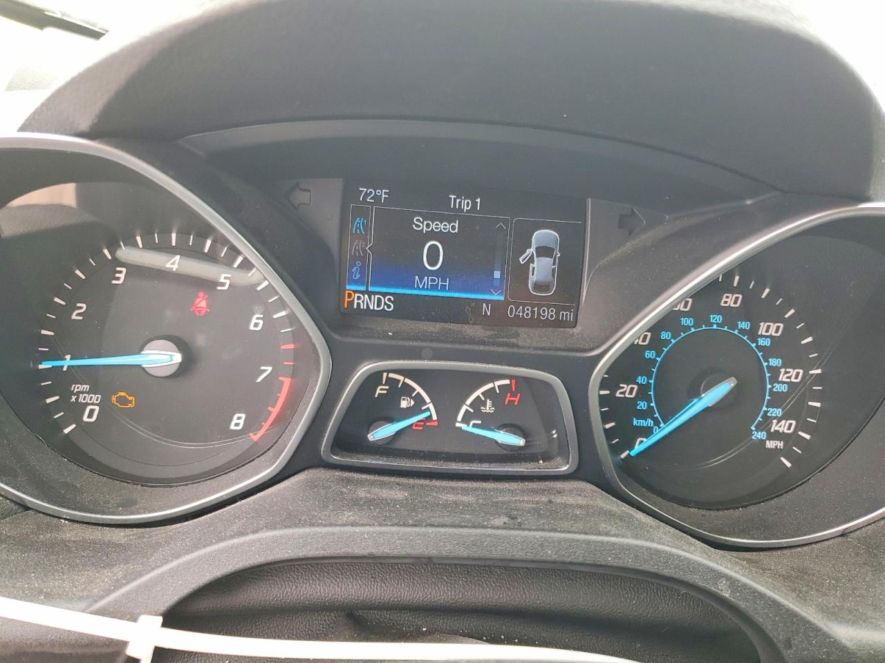 FORD ESCAPE 2016 — 10
