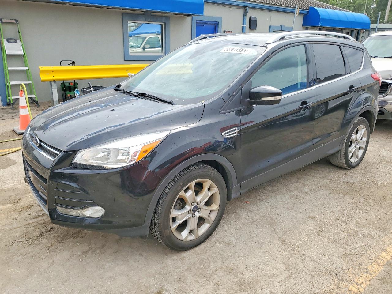 FORD ESCAPE 2016 — 2