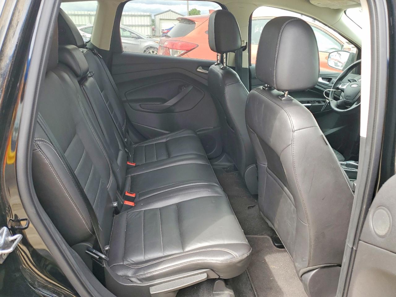FORD ESCAPE 2016 — 12