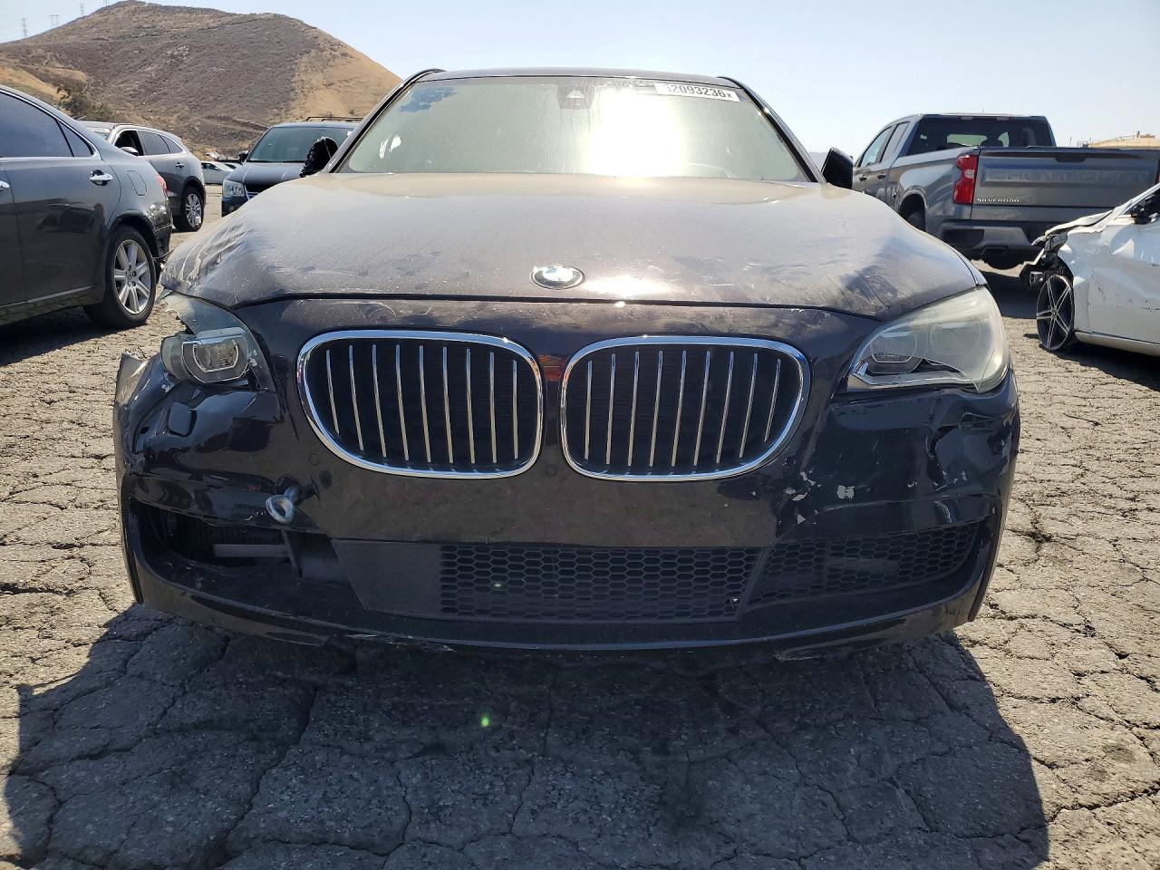 BMW 750 2015 — 6