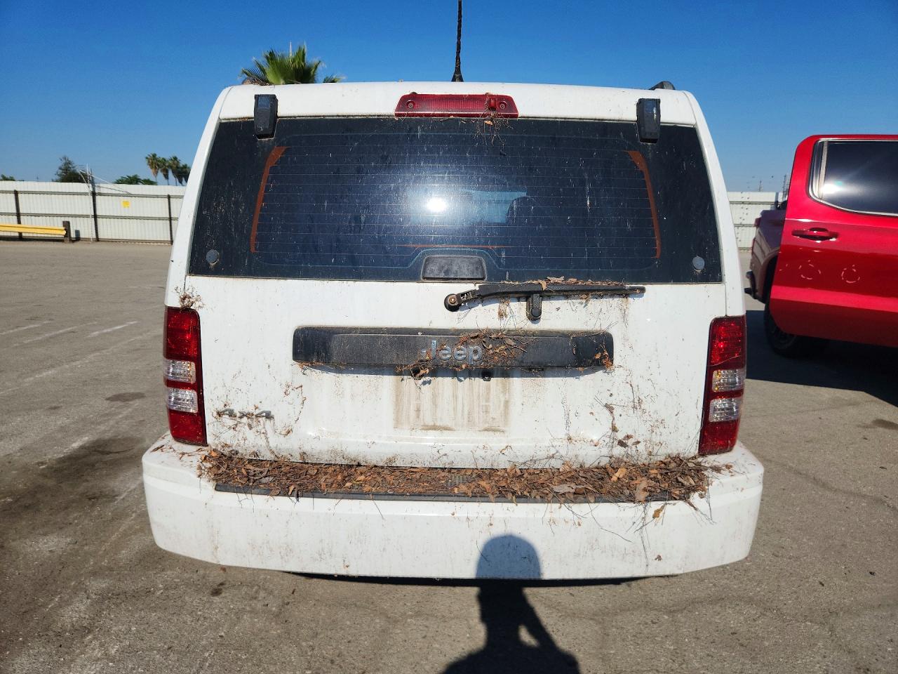 JEEP LIBERTY 2012 — 7