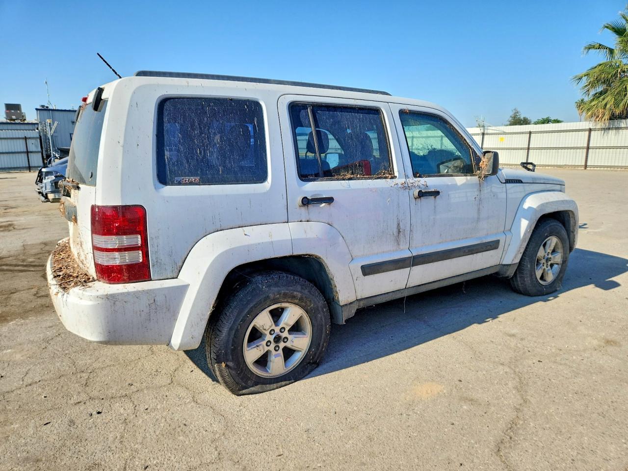 JEEP LIBERTY 2012 — 4