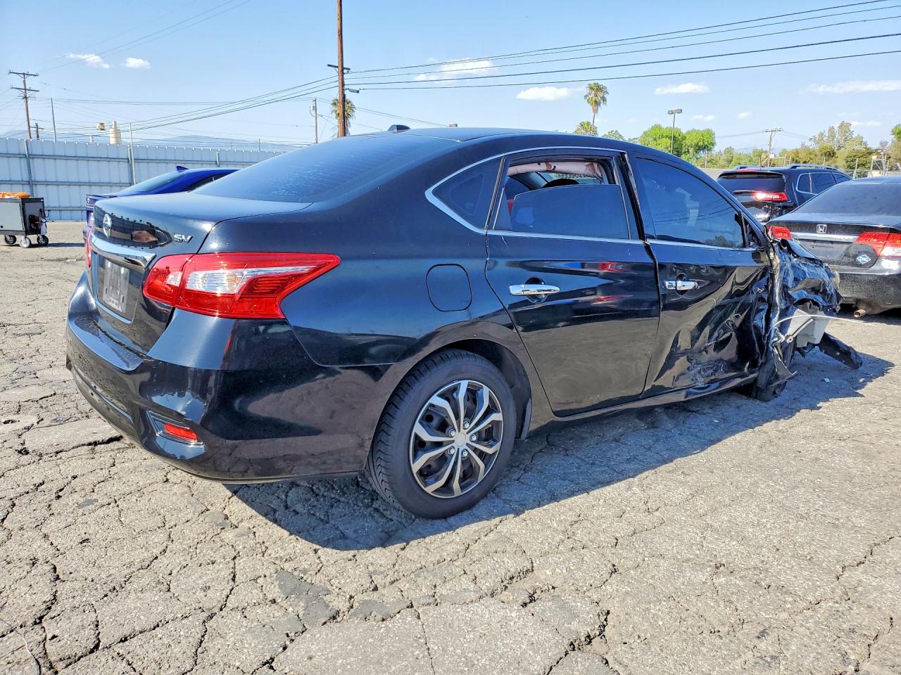 NISSAN SENTRA 2017 — 4