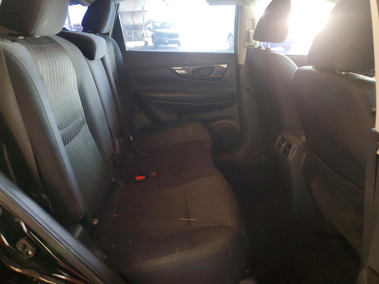 NISSAN ROGUE 2019 — 11