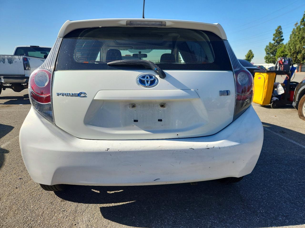 TOYOTA PRIUS C 2014 — 7