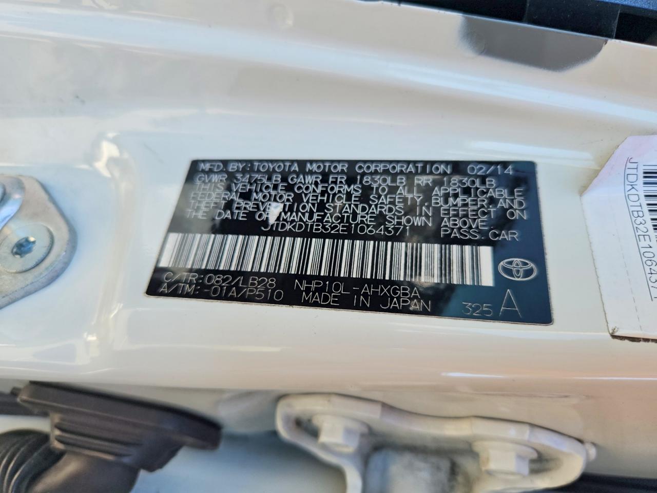TOYOTA PRIUS C 2014 — 13