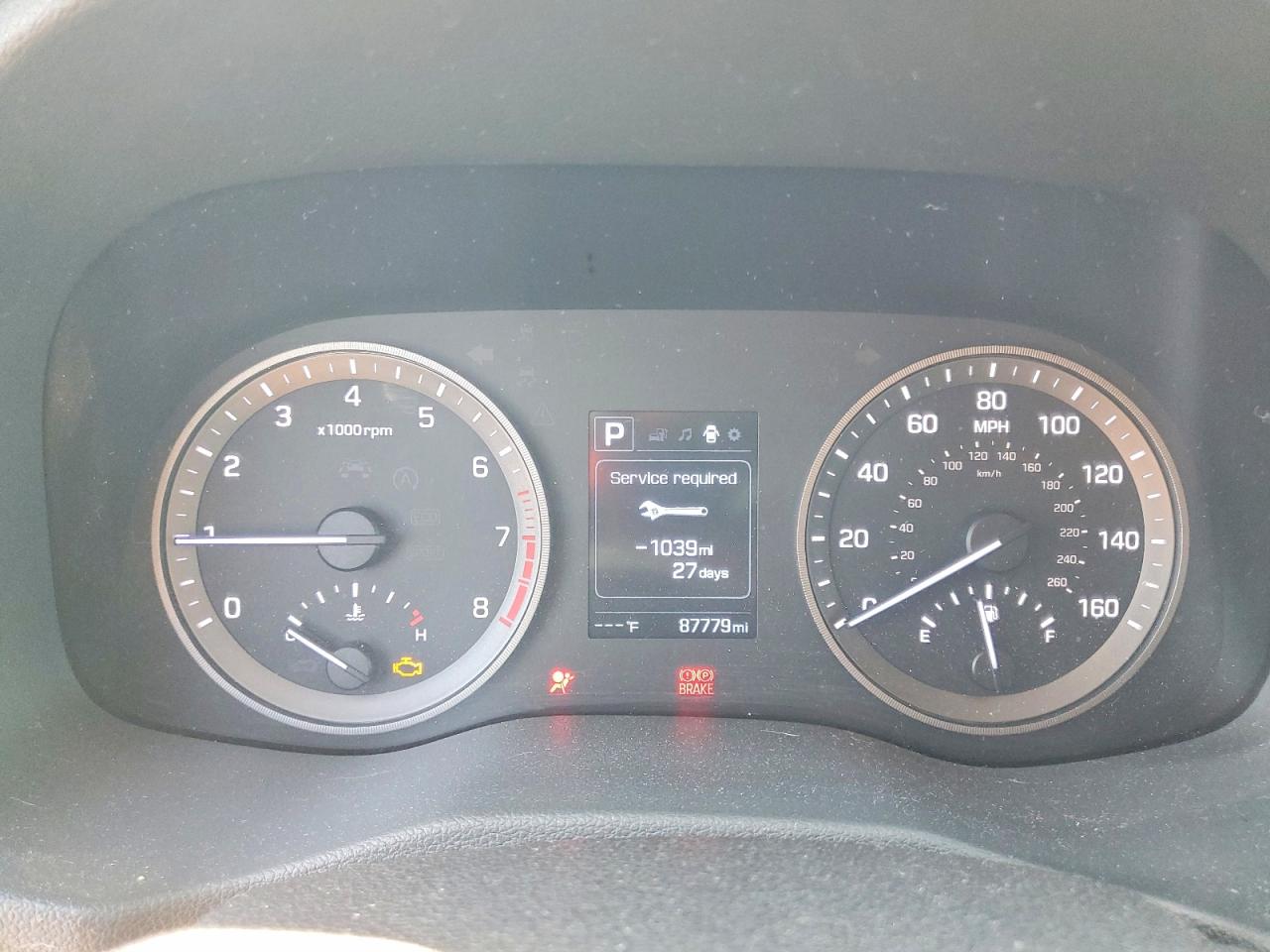 HYUNDAI TUCSON 2017 — 10
