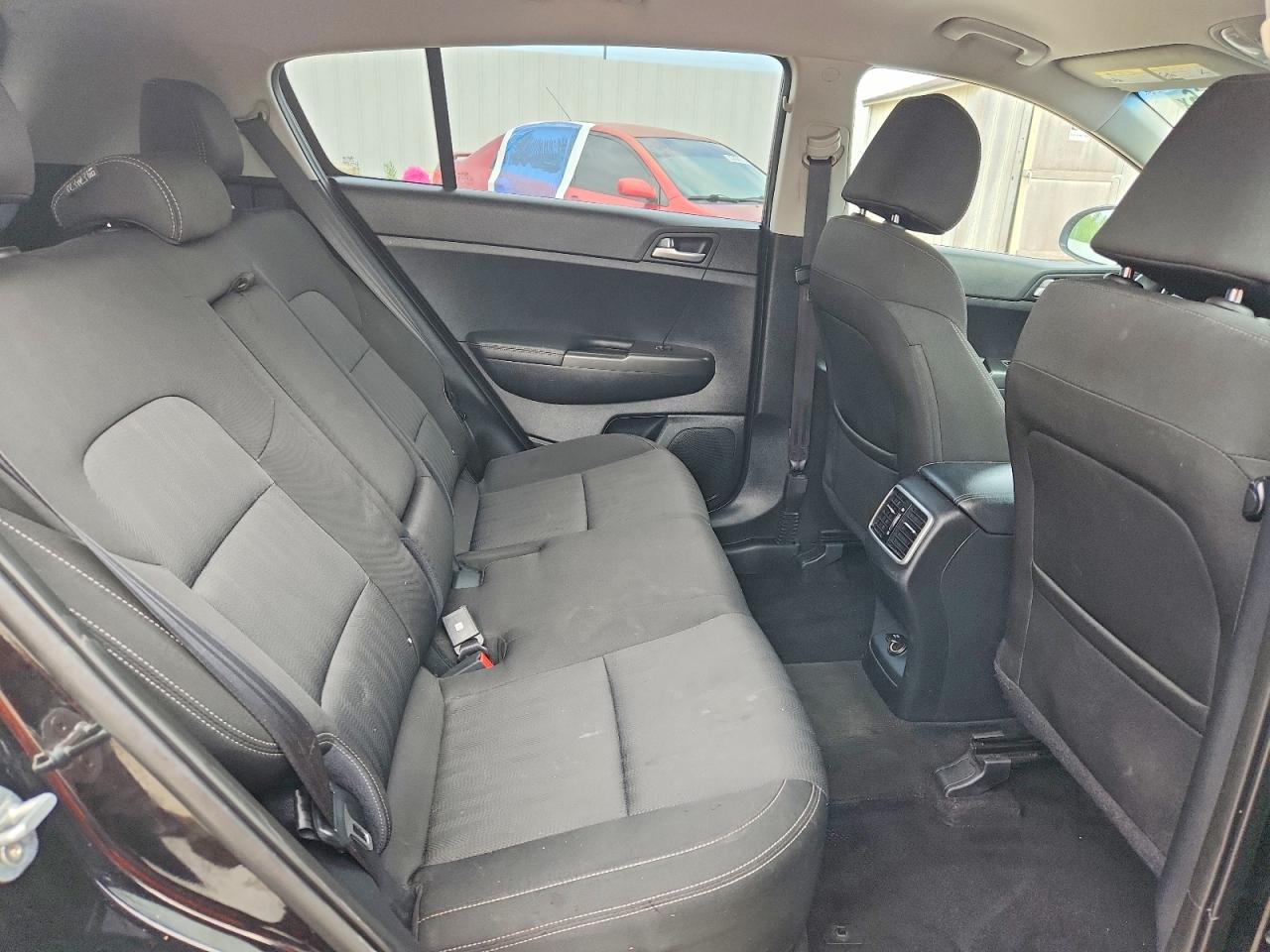 KIA SPORTAGE 2021 — 12