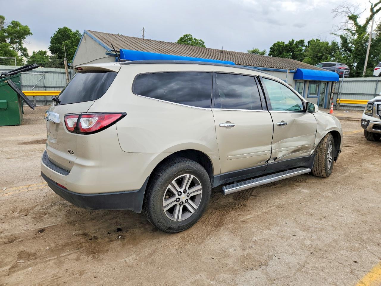 CHEVROLET TRAVERSE 2017 — 4