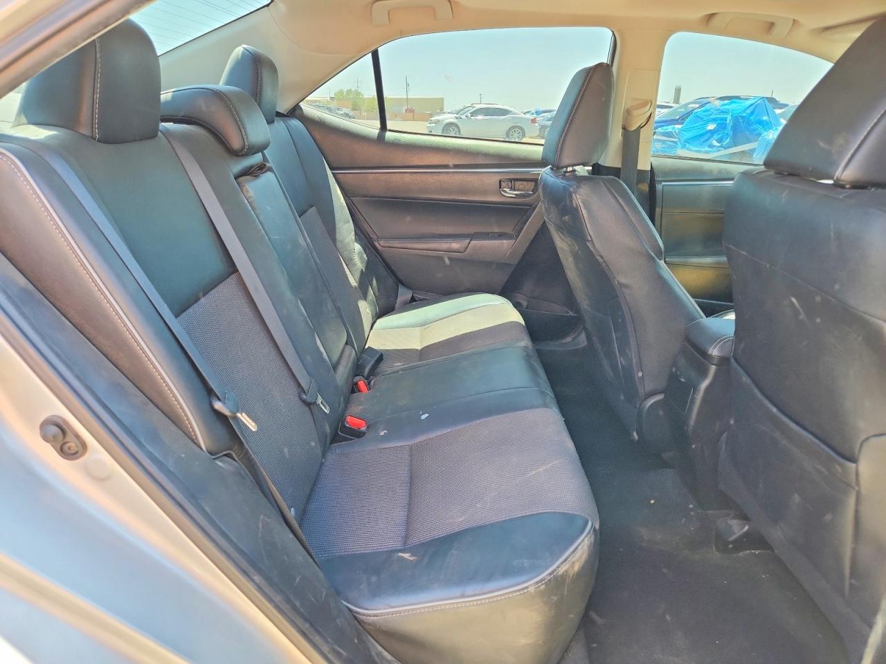 TOYOTA COROLLA 2015 — 11