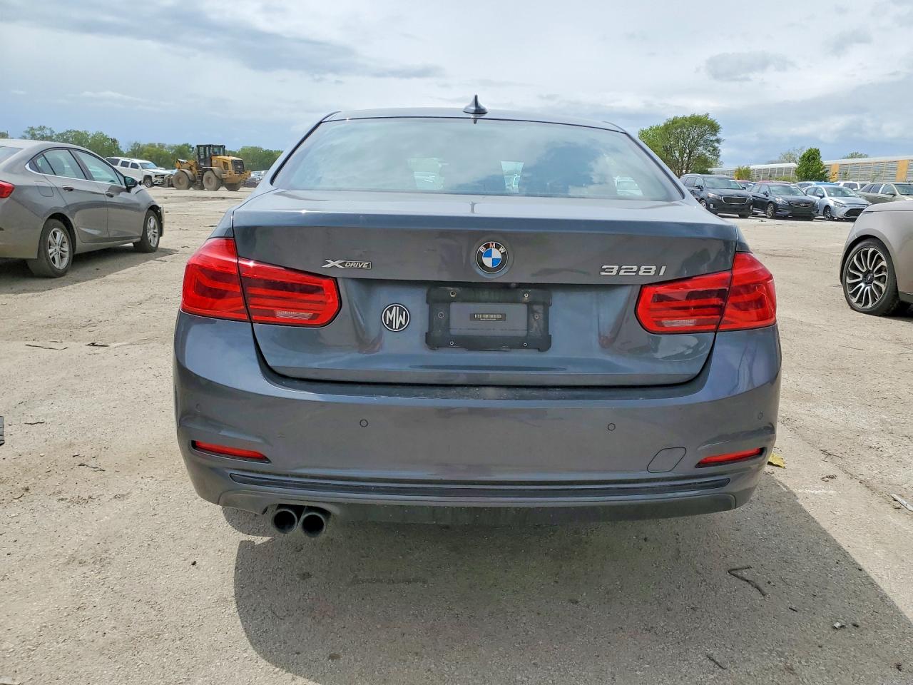 BMW 328 2016 — 7