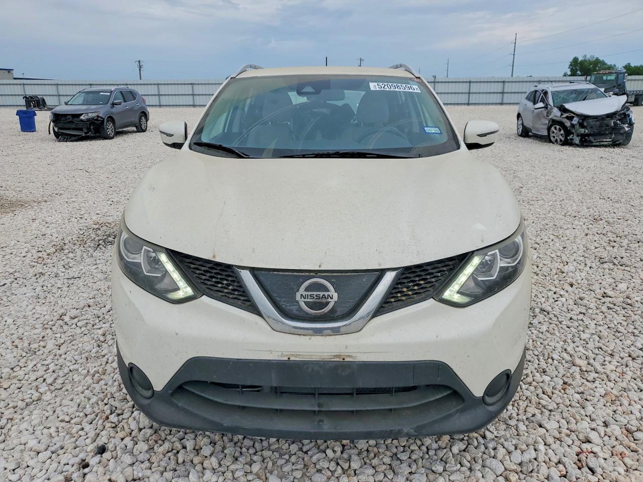 NISSAN ROGUE SPORT 2019 — 6