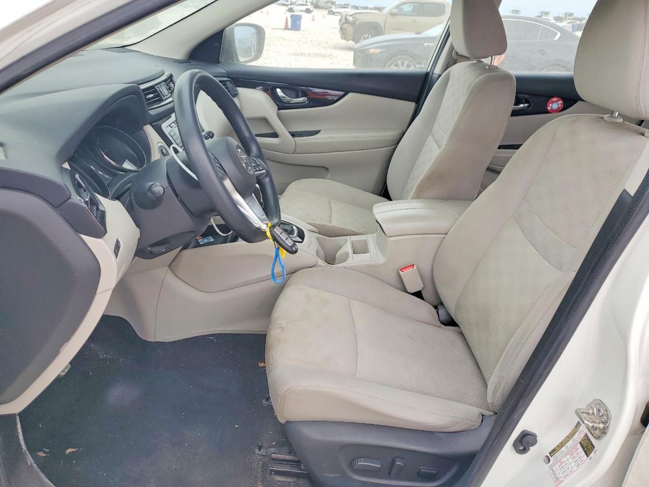 NISSAN ROGUE SPORT 2019 — 8