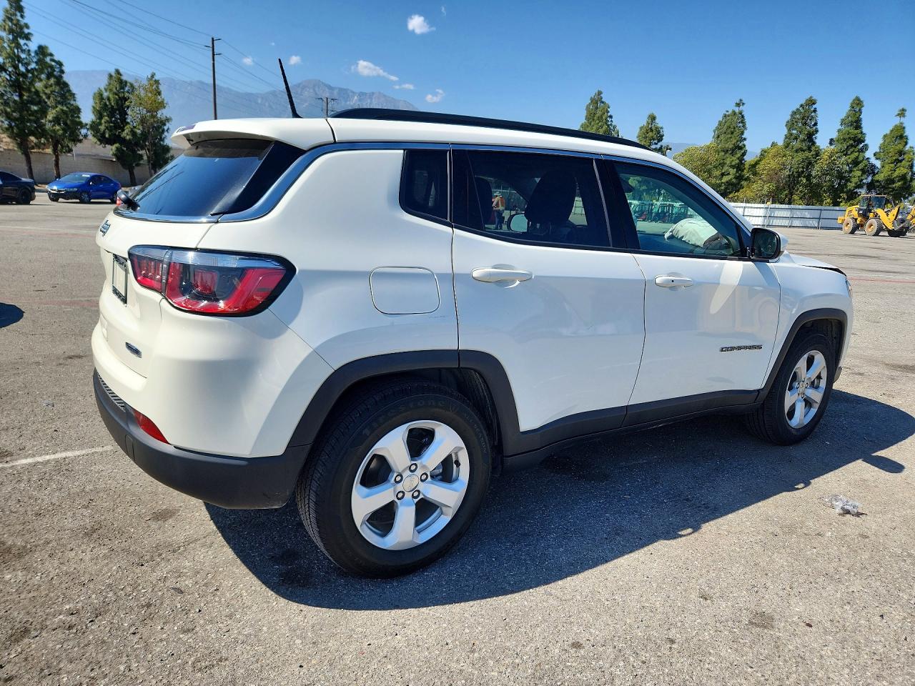 JEEP COMPASS 2018 — 4