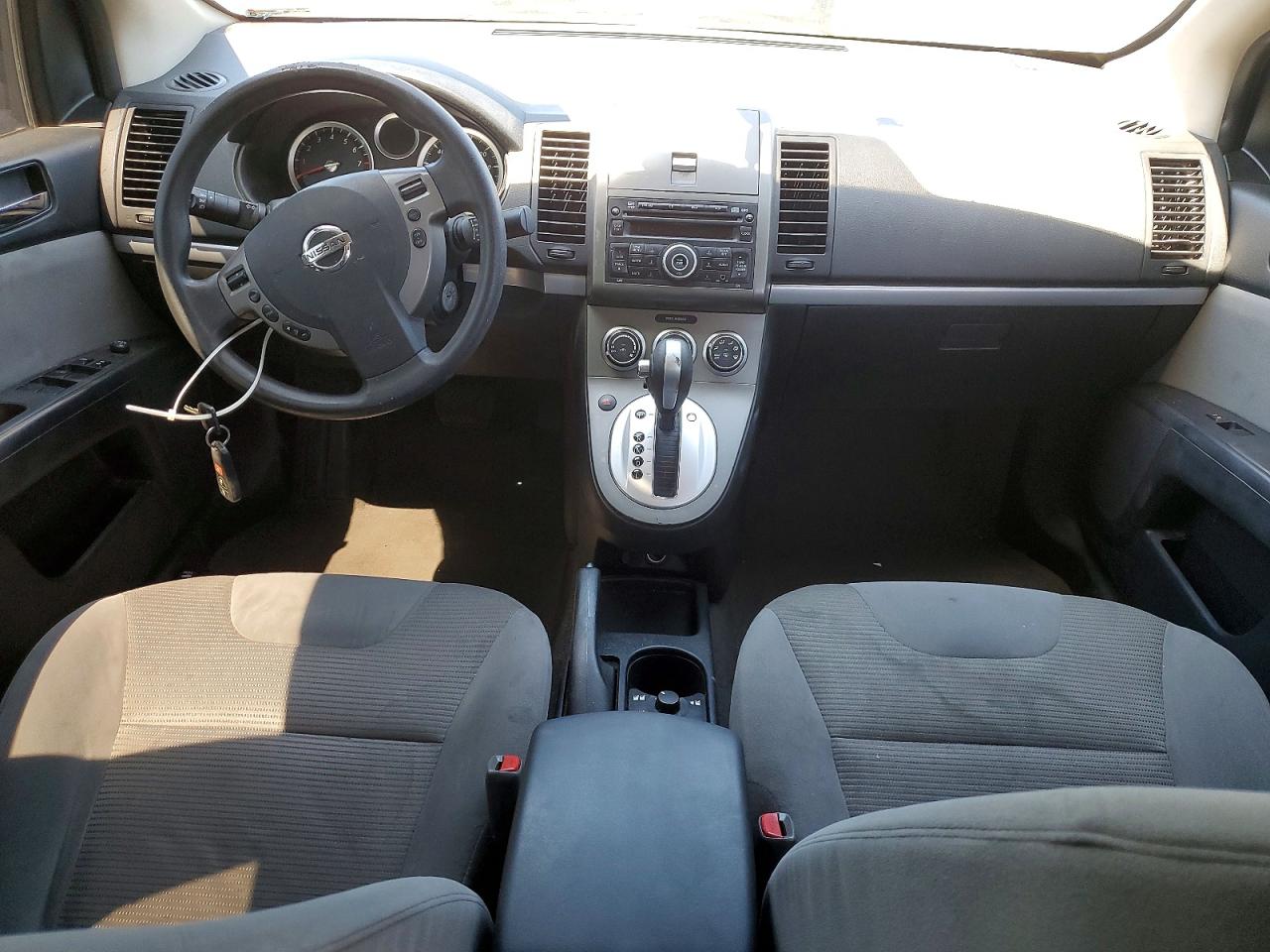 NISSAN SENTRA 2011 — 9