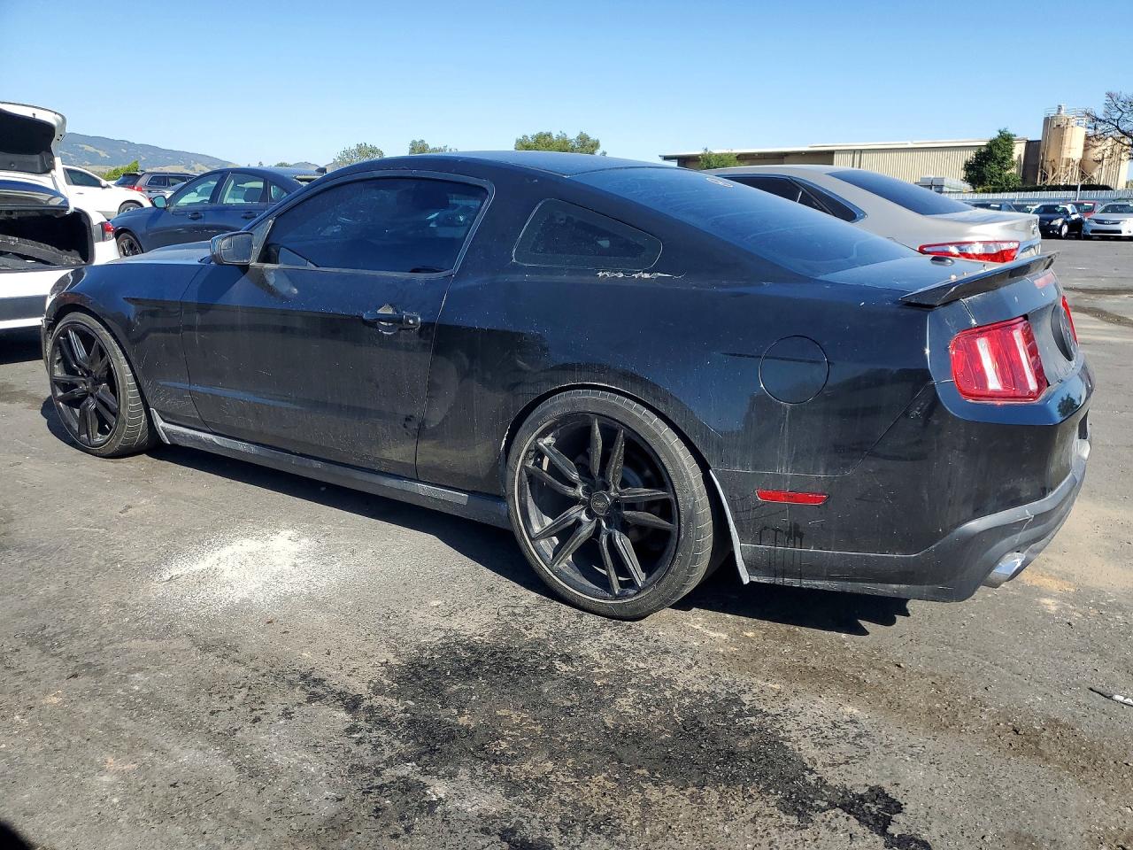 FORD MUSTANG 2011 — 3