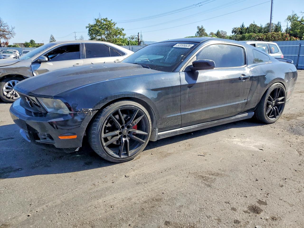 FORD MUSTANG 2011 — 2