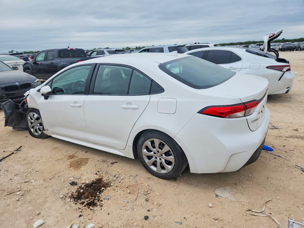 TOYOTA COROLLA 2024 — 3