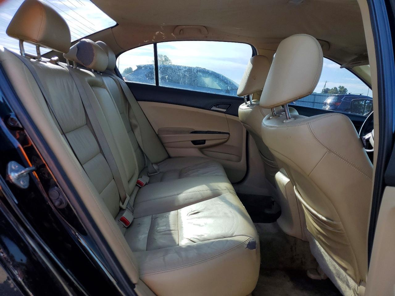 HONDA ACCORD 2011 — 11