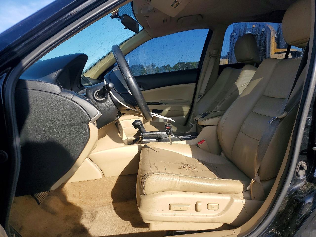 HONDA ACCORD 2011 — 8