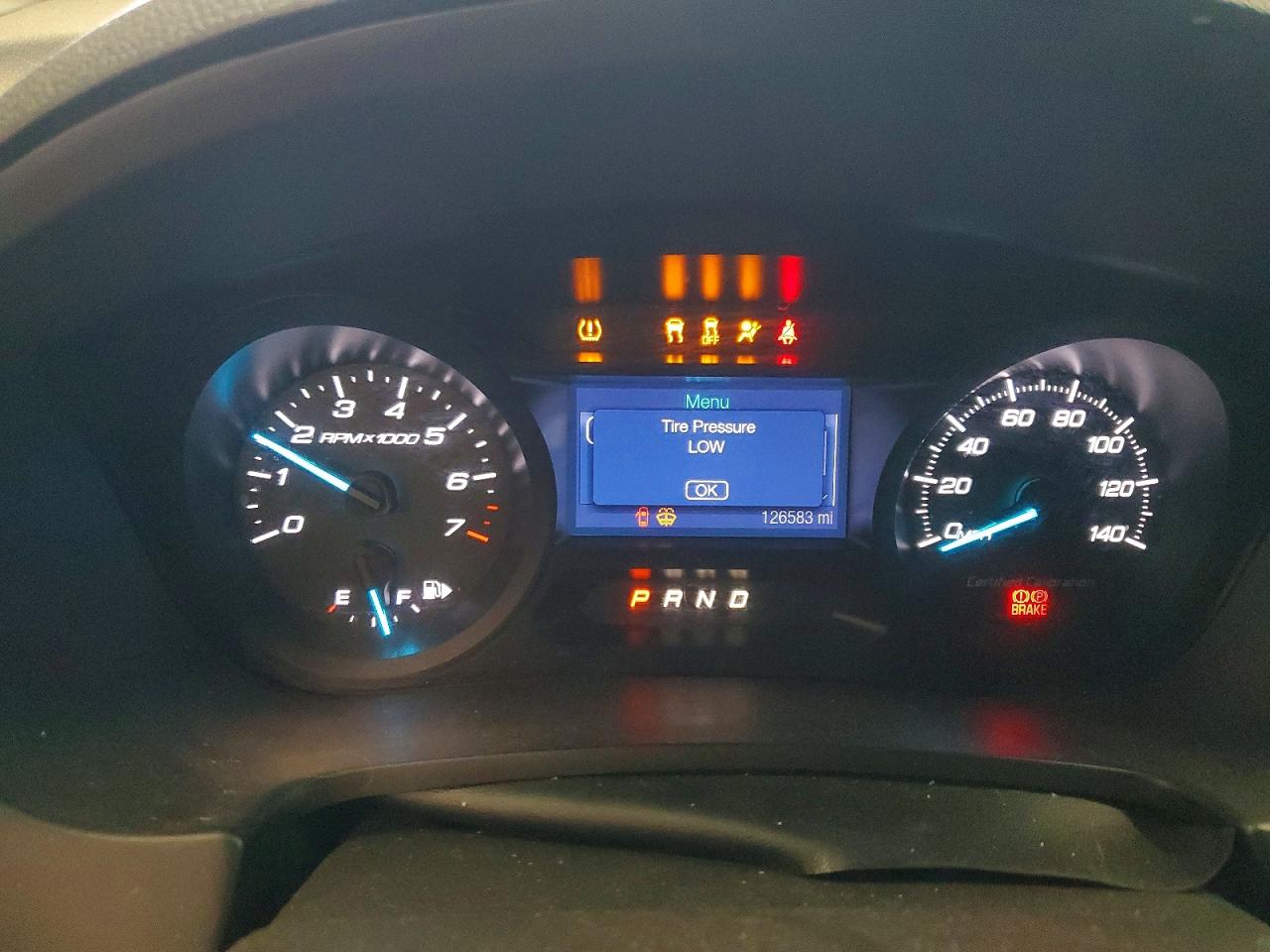 FORD EXPLORER 2014 — 10