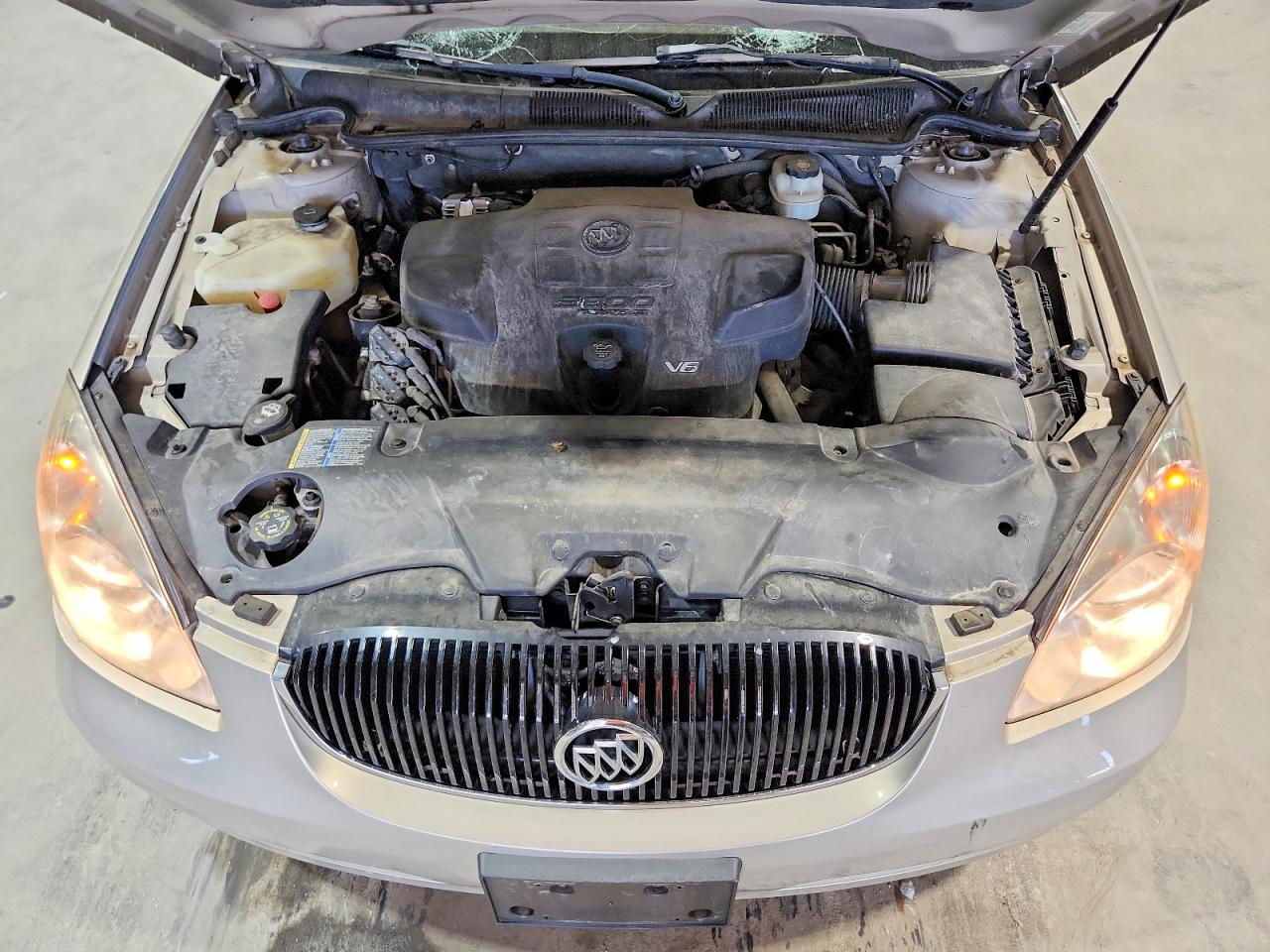 BUICK LUCERNE 2007 — 12