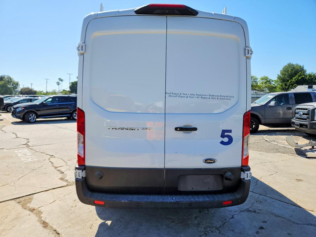 FORD TRANSIT 2020 — 7