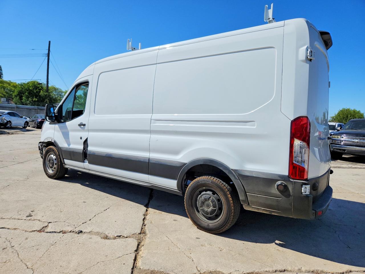 FORD TRANSIT 2020 — 3
